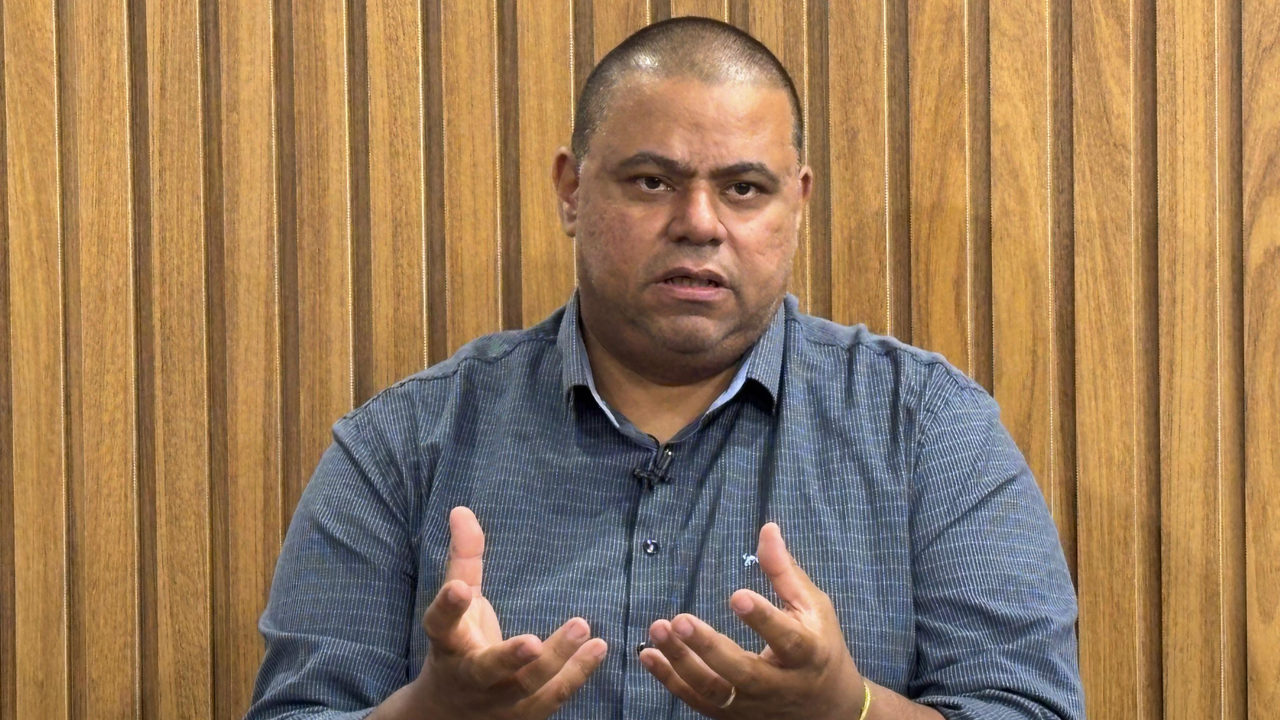 A Importância de Valorizar a Educação no Brasil: Um Diálogo com o professor Alceu Amaral