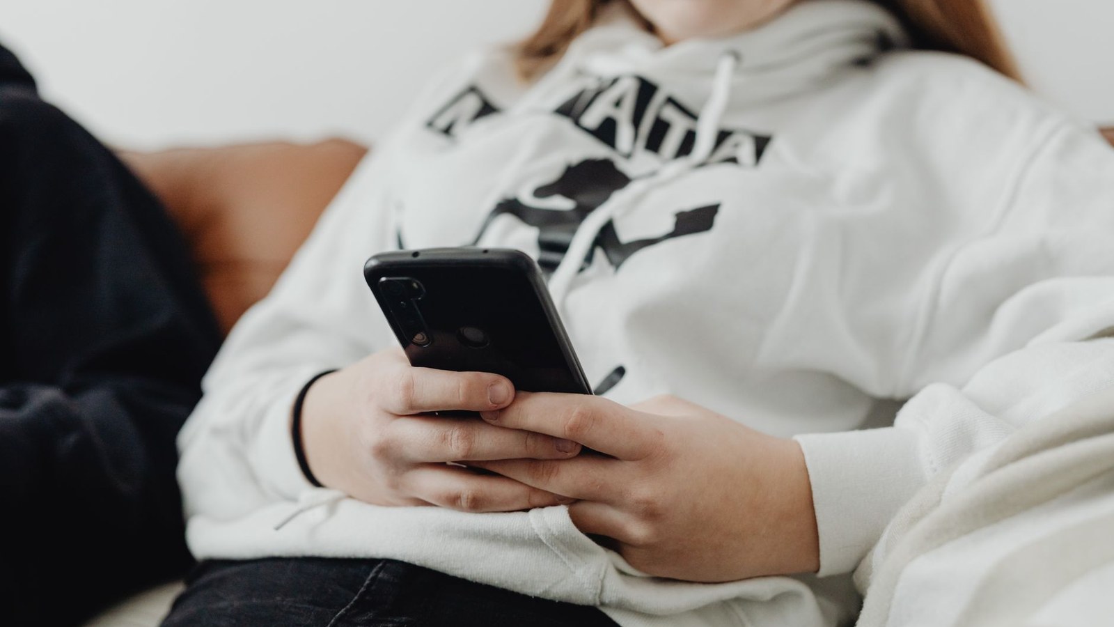 ANPD multa TikTok em R$ 153,7 milhões por dados de menores