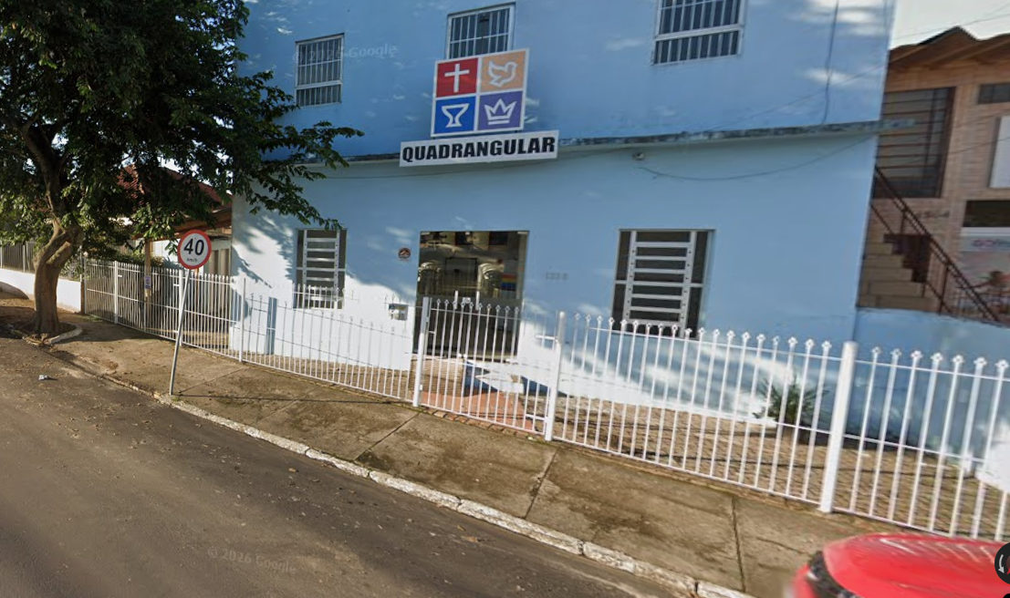 Ataque com tijolos contra igreja no Centro de Camaquã levanta suspeita de vandalismo e intolerância