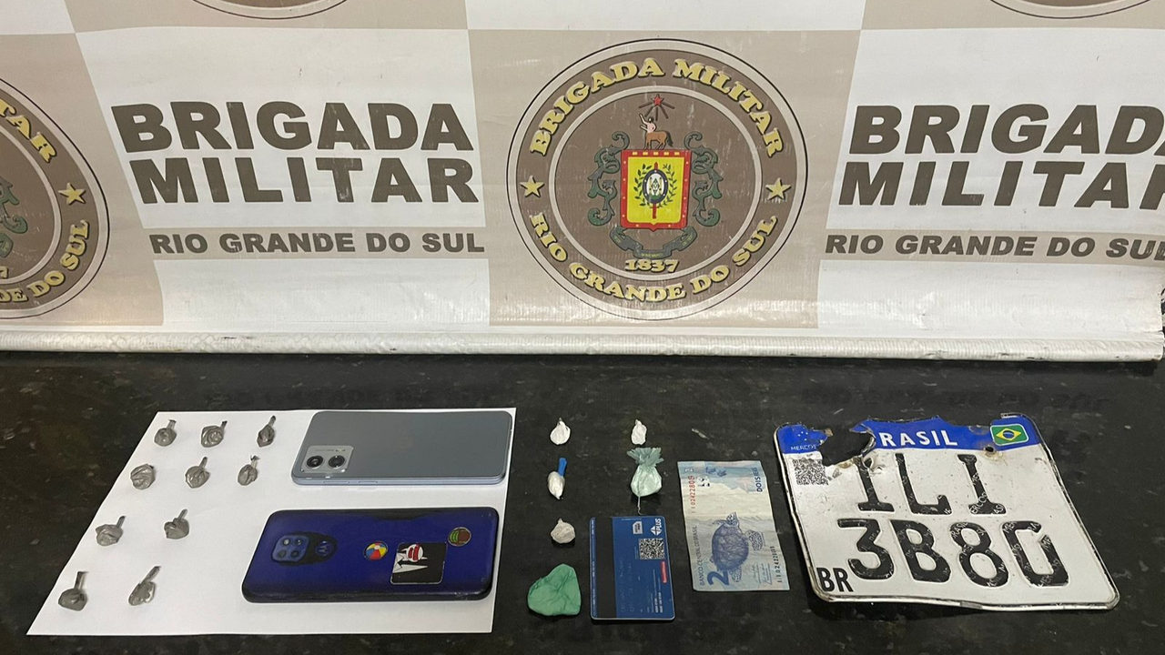 Brigada Militar efetua prisão por adulteração de sinal identificador de veículo e tráfico de drogas em Camaquã