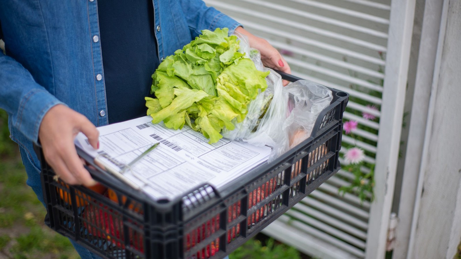 Camaquã distribui 200 cestas de alimentos pela agricultura familiar