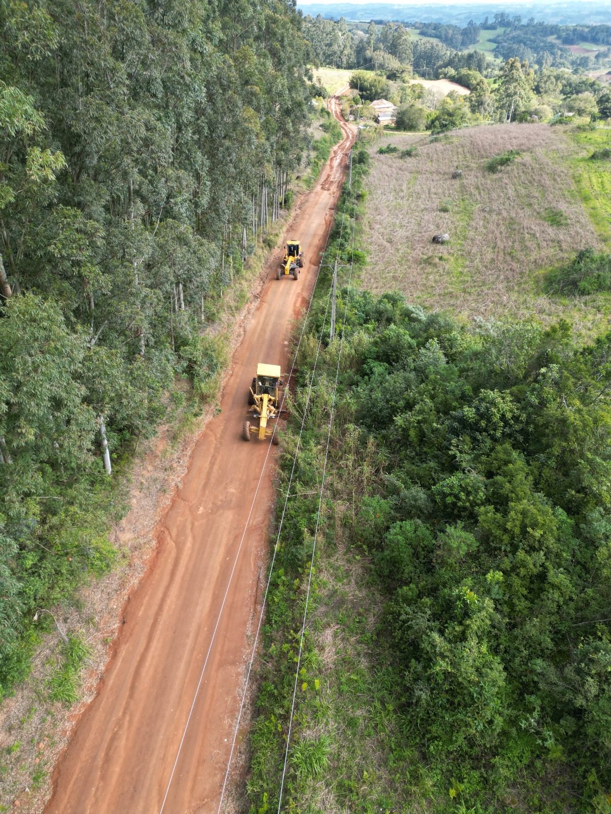 Camaquã faz manutenção em estradas rurais no Travessão dos Kaski e Freguesia