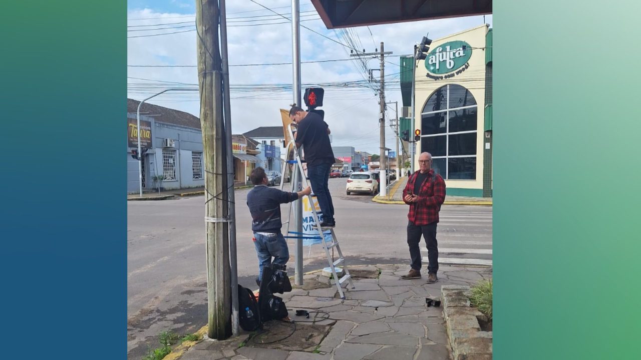 Camaquã testa novo semáforo para pedestres na Avenida Sete de Setembro