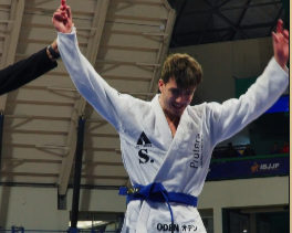 Camaquense Murilo Cardoso Neves conquista título mundial de jiu-jitsu nos EUA