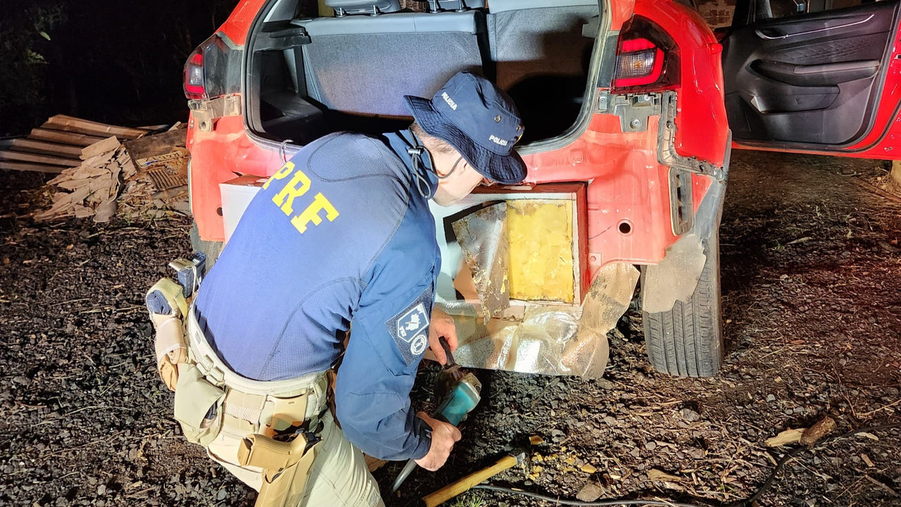 Carga milionária de cocaína é apreendida pela PRF e BM em Santa Maria