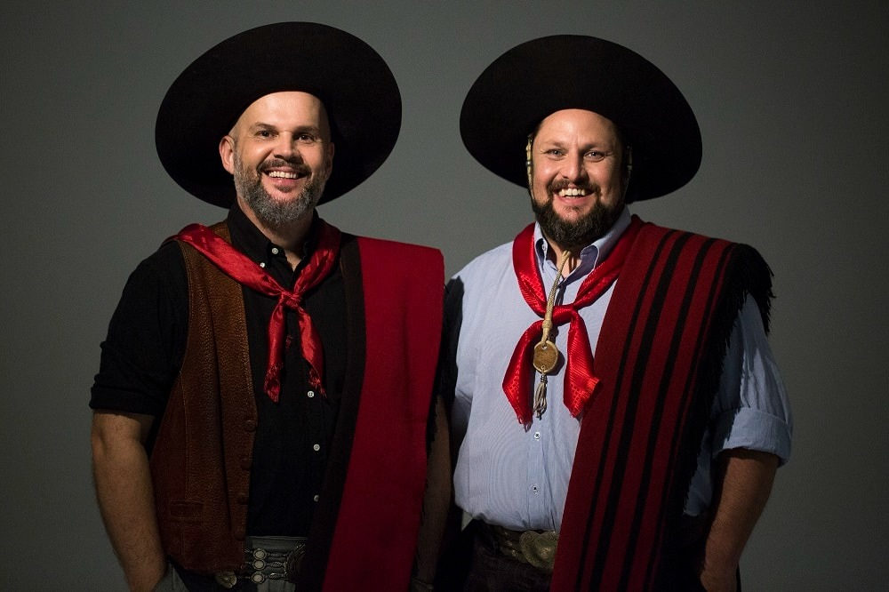 Cesar Oliveira e Rogério Melo são confirmados na tradicional Festa de São João 2026 em Camaquã