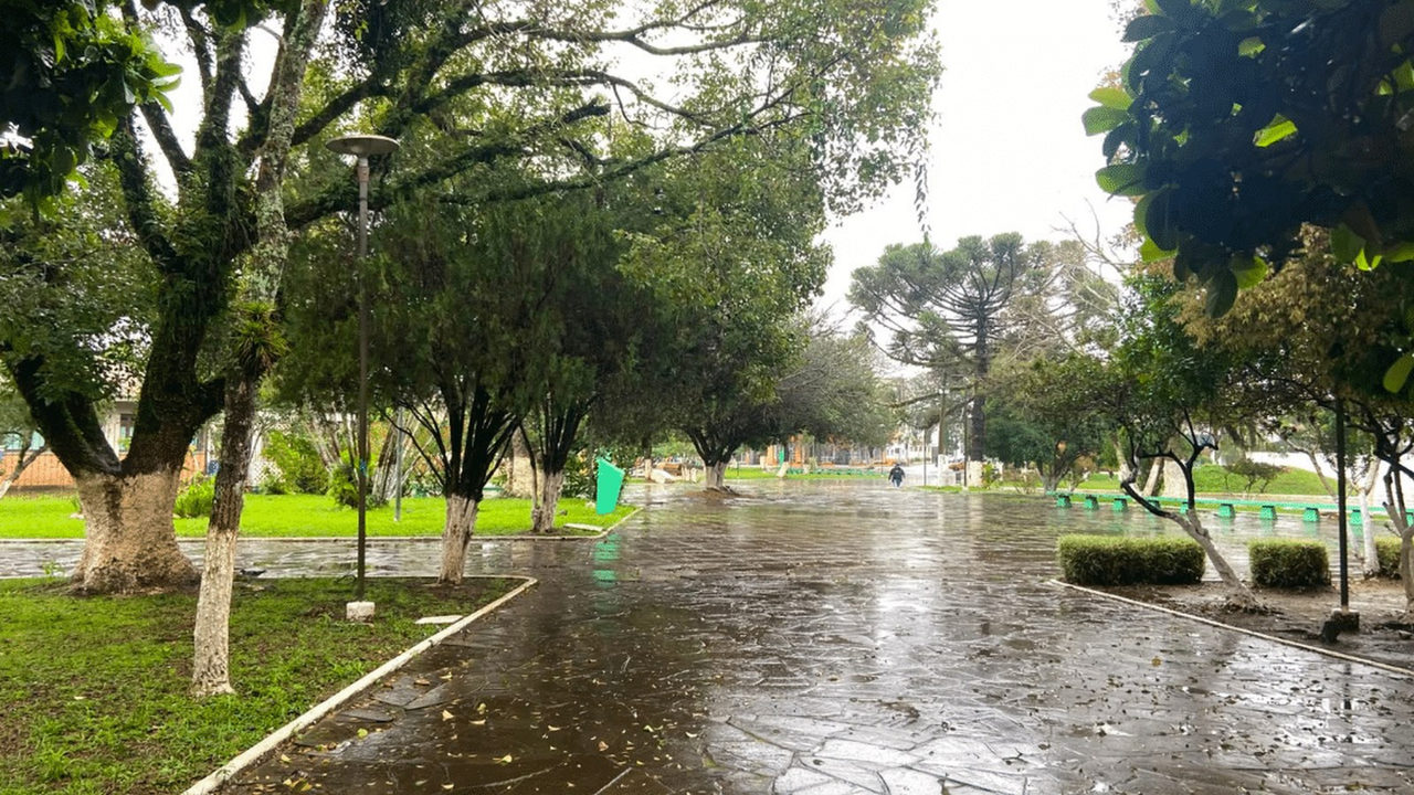 Chuva forte e risco de temporal em Camaquã neste domingo