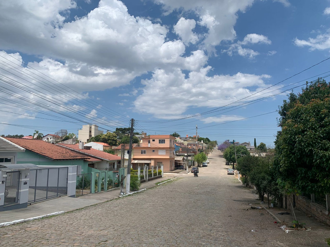 Chuva forte, vento e calor: O que esperar do clima nos próximos dias na região