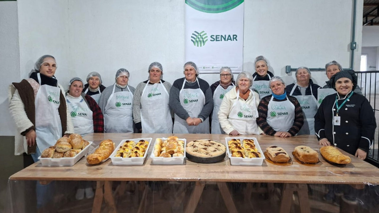 Curso de panificação forma moradoras da Comunidade Bom Pastor