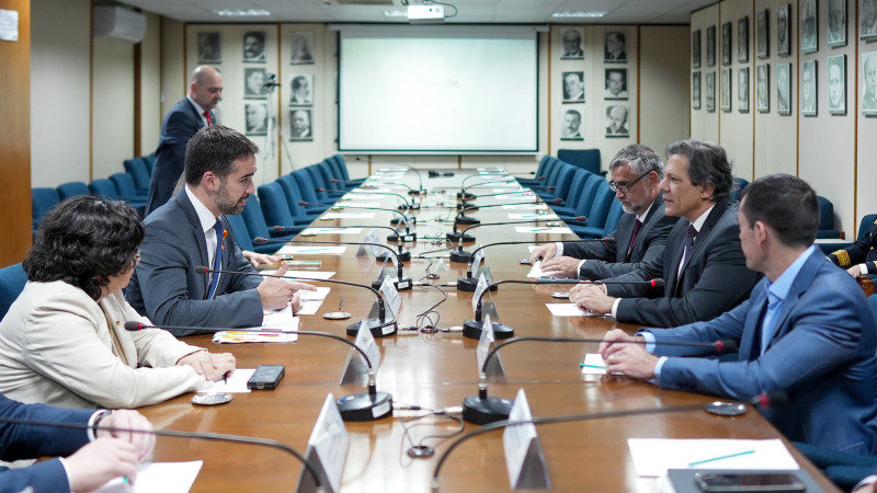 Em Brasília, governador cobra medidas de apoio fiscal e financeiro da União ao RS
