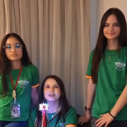 Escola Cônego Walter de Camaquã é finalista do Hackatchê 2026 em Porto Alegre