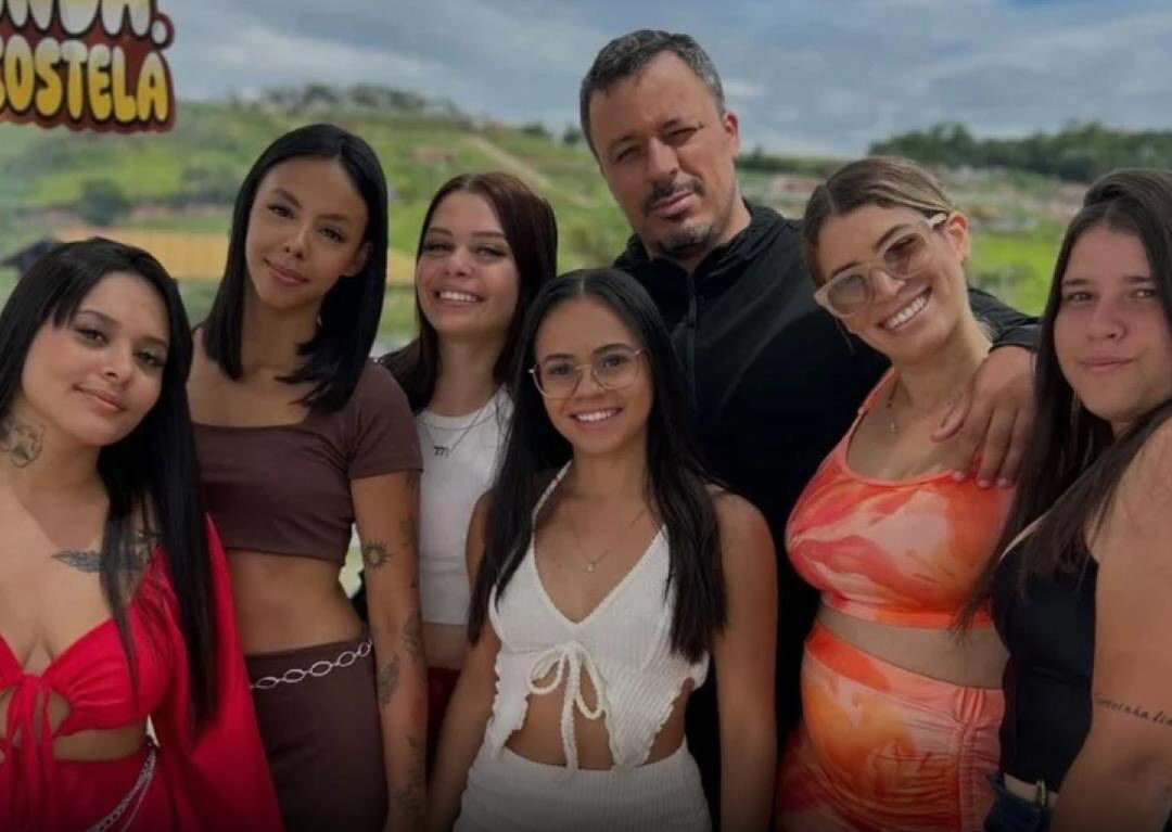Um marido e seis esposas? Conheça a rotina da família que viralizou na internet