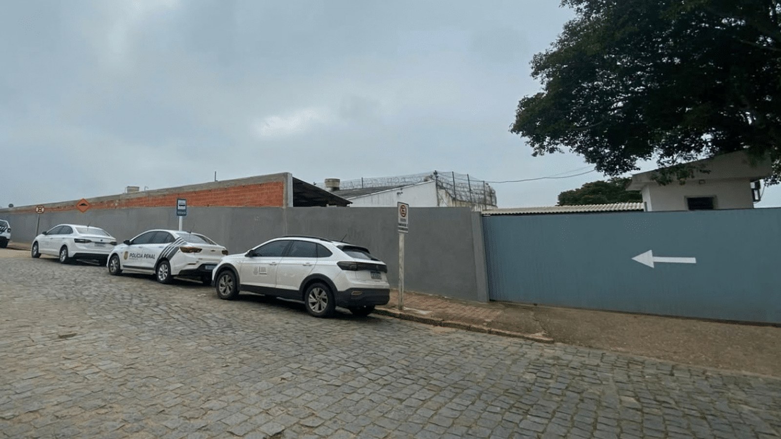 Muro e grades da unidade penal de Camaquã, local da apreensão de itens proibidos no fim de semana.