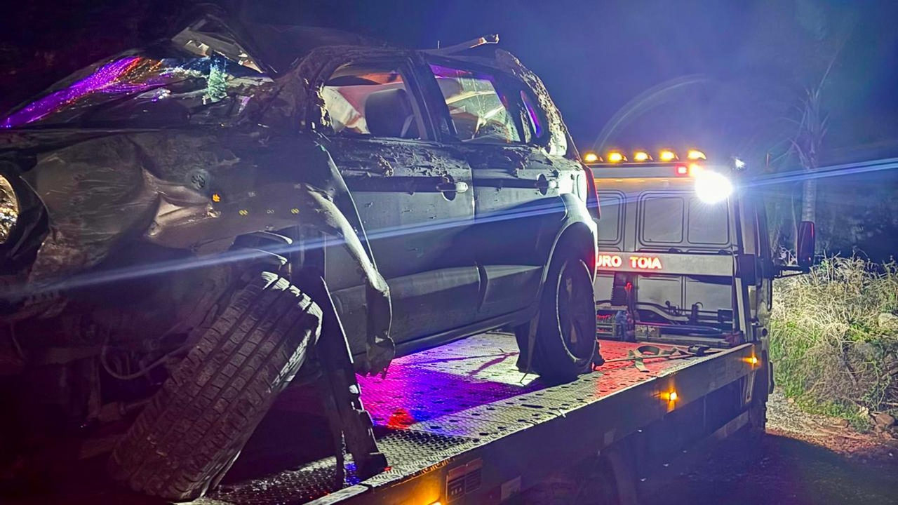 SUV capotada após perseguição da Guarda Civil Municipal em Bento Gonçalves