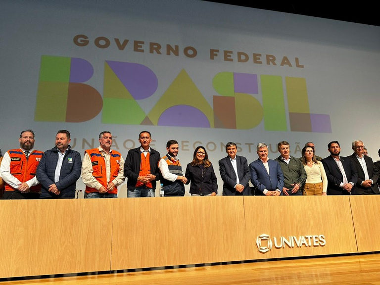 Governo ajuda vítimas do ciclone no RS
