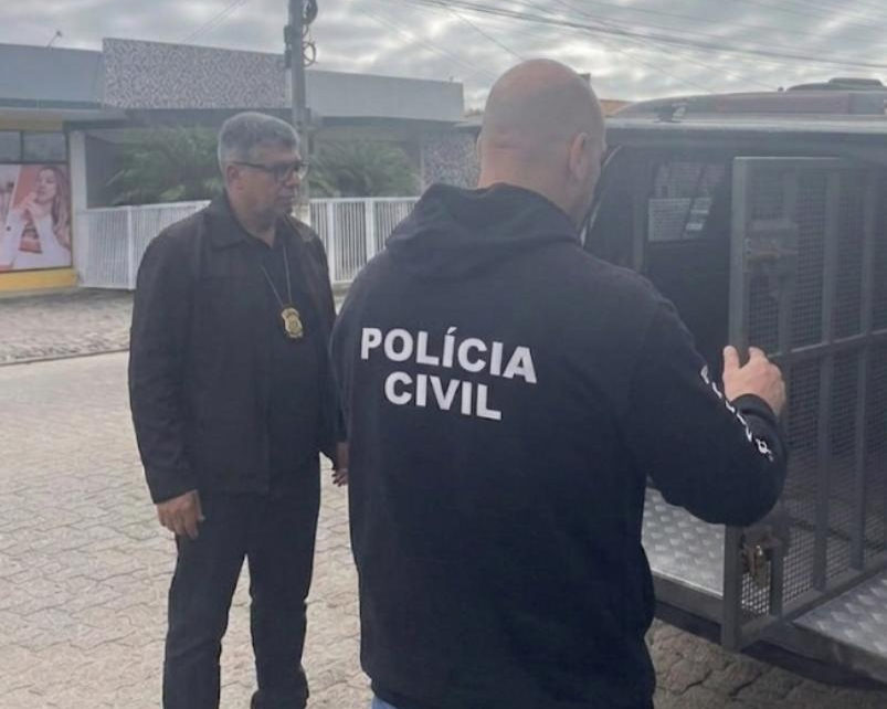 Homem é preso por violência doméstica e incêndio criminoso em São Lourenço do Sul