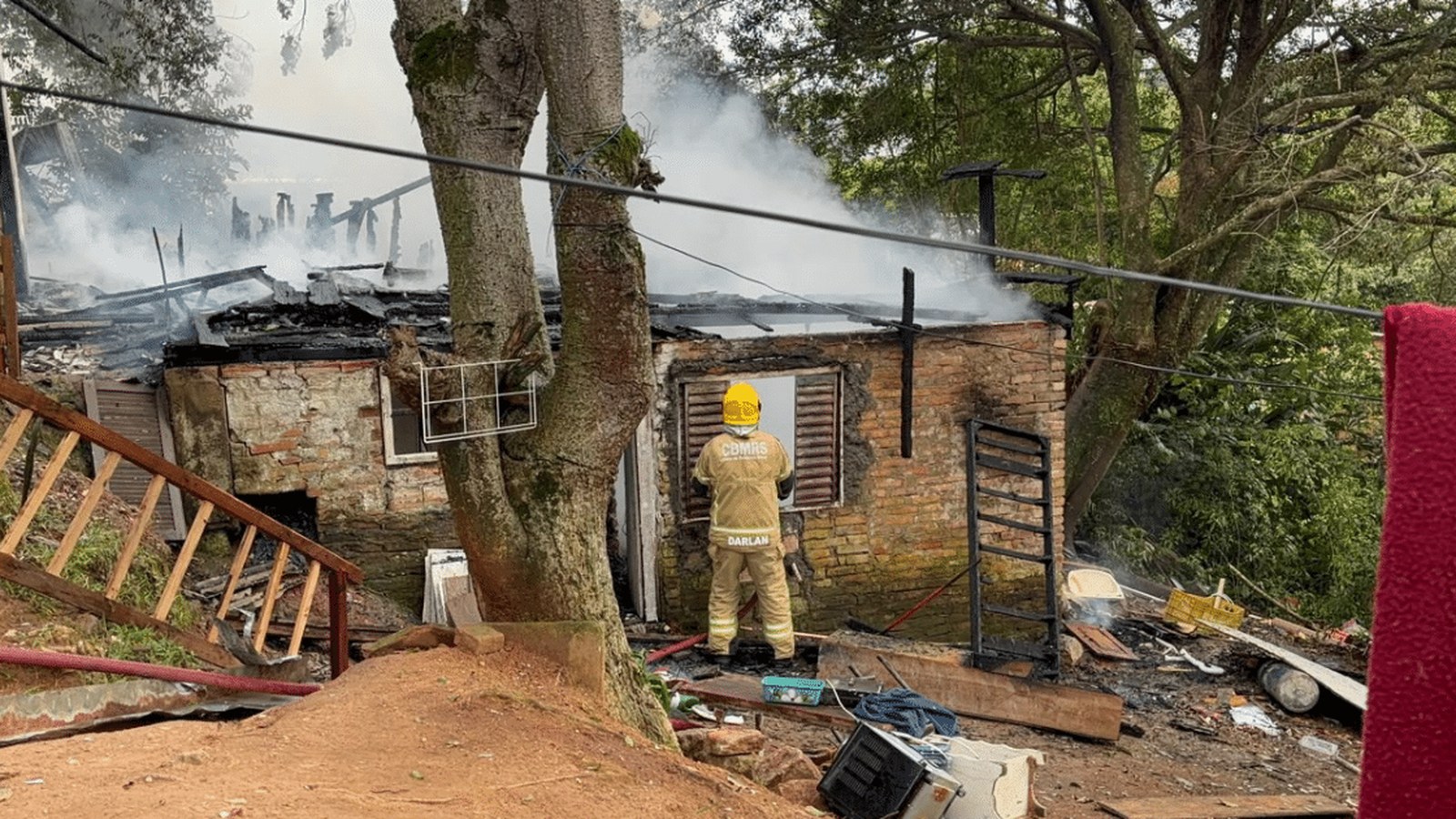 Incêndio atinge casa no Bom Sucesso, em Camaquã, sem feridos