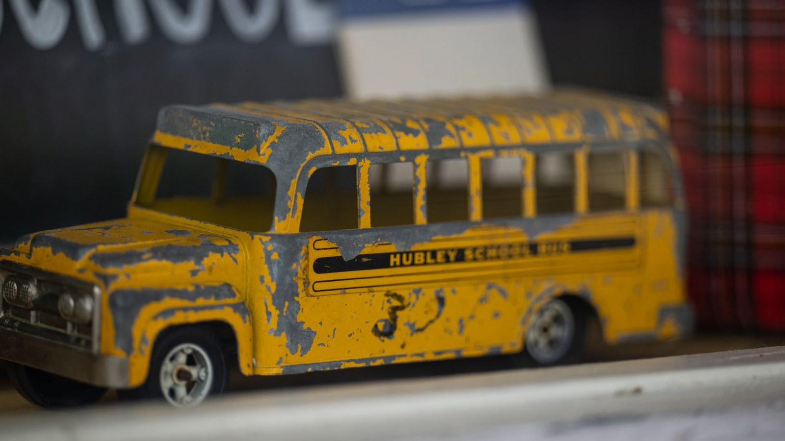 Incêndio destrói ônibus escolar em Uruguaiana; transporte suspenso