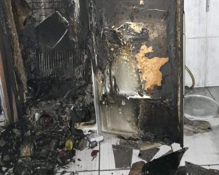 Incêndio em Tapes: Bombeiros resgatam morador e salvam animais em prédio