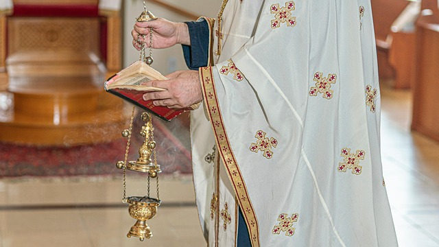 Justiça condena padre de Guaíba por estupro de vulnerável e armazenamento de material ilícito