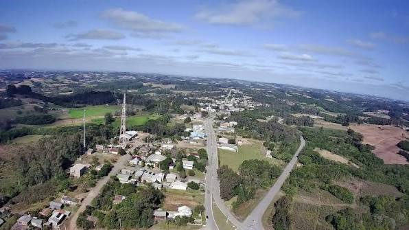 Limpeza de açude em São Brás amplia reserva de água para a produção em Chuvisca