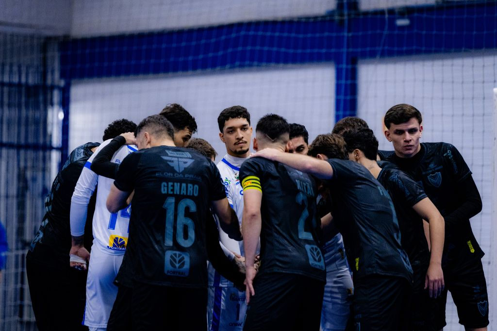 Líder em quadra: o que está em jogo para o Vélez na rodada decisiva desta terça-feira (09)