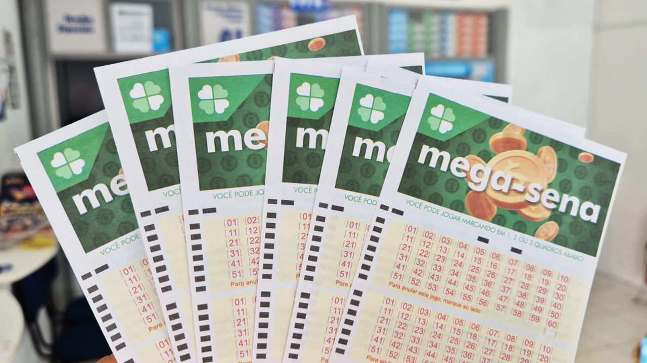 Mega-Sena acumula e paga R$ 70 milhões neste domingo