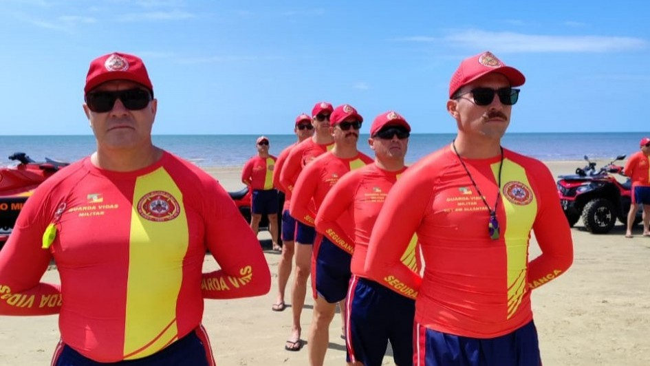 Operação Verão Total na Costa Doce e Litoral: 930 guarda-vidas reforçam a segurança