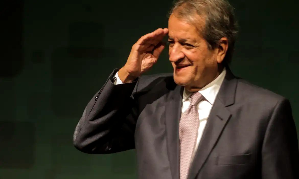 PL reconhece resultado proclamado pelo TSE, mas pede esclarecimentos sobre gastos públicos