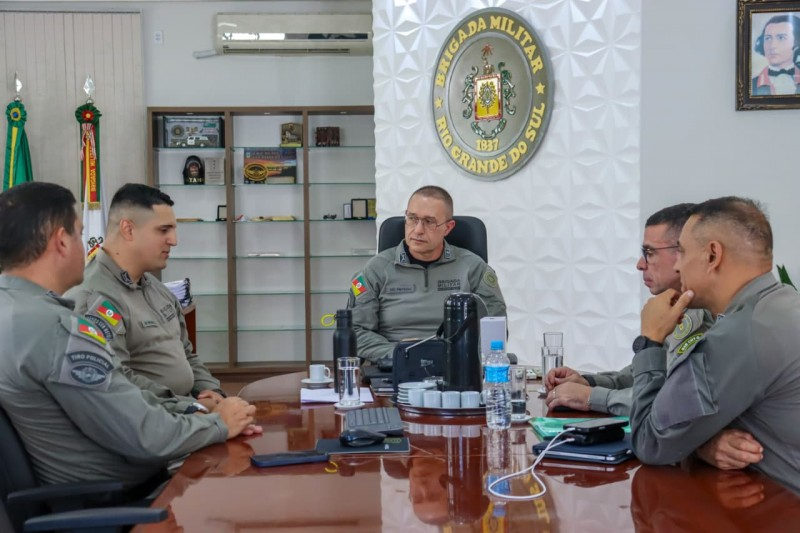 Policial militar de folga salva família de assalto com reféns em agropecuária de Esteio