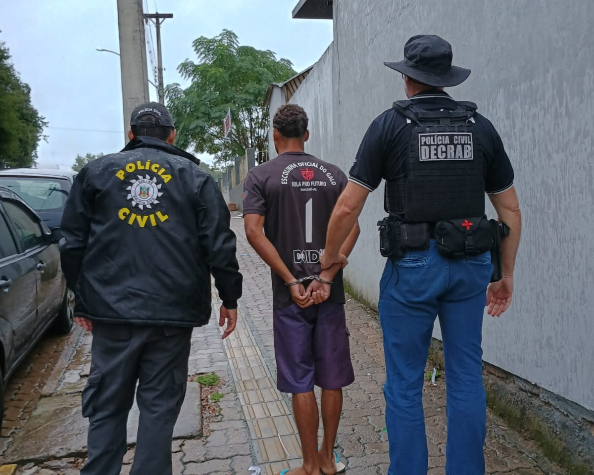 Polícia Civil prende homem por descumprir medida protetiva em Dom Feliciano