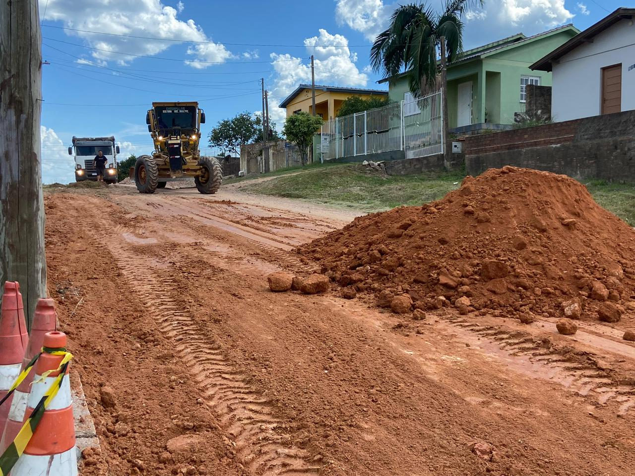 Prefeitura de Camaquã intensifica obras de infraestrutura nos bairros