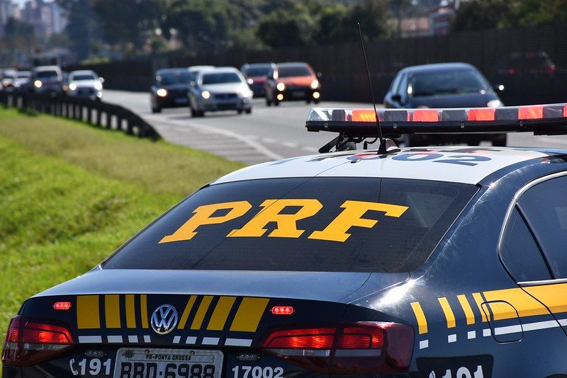 PRF mobilizou mais de 8 mil agentes no primeiro turno das Eleições 2026.