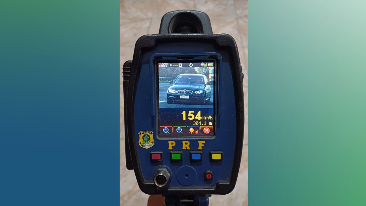 PRF flagra 2.250 veículos acima da velocidade em rodovias da região metropolitana