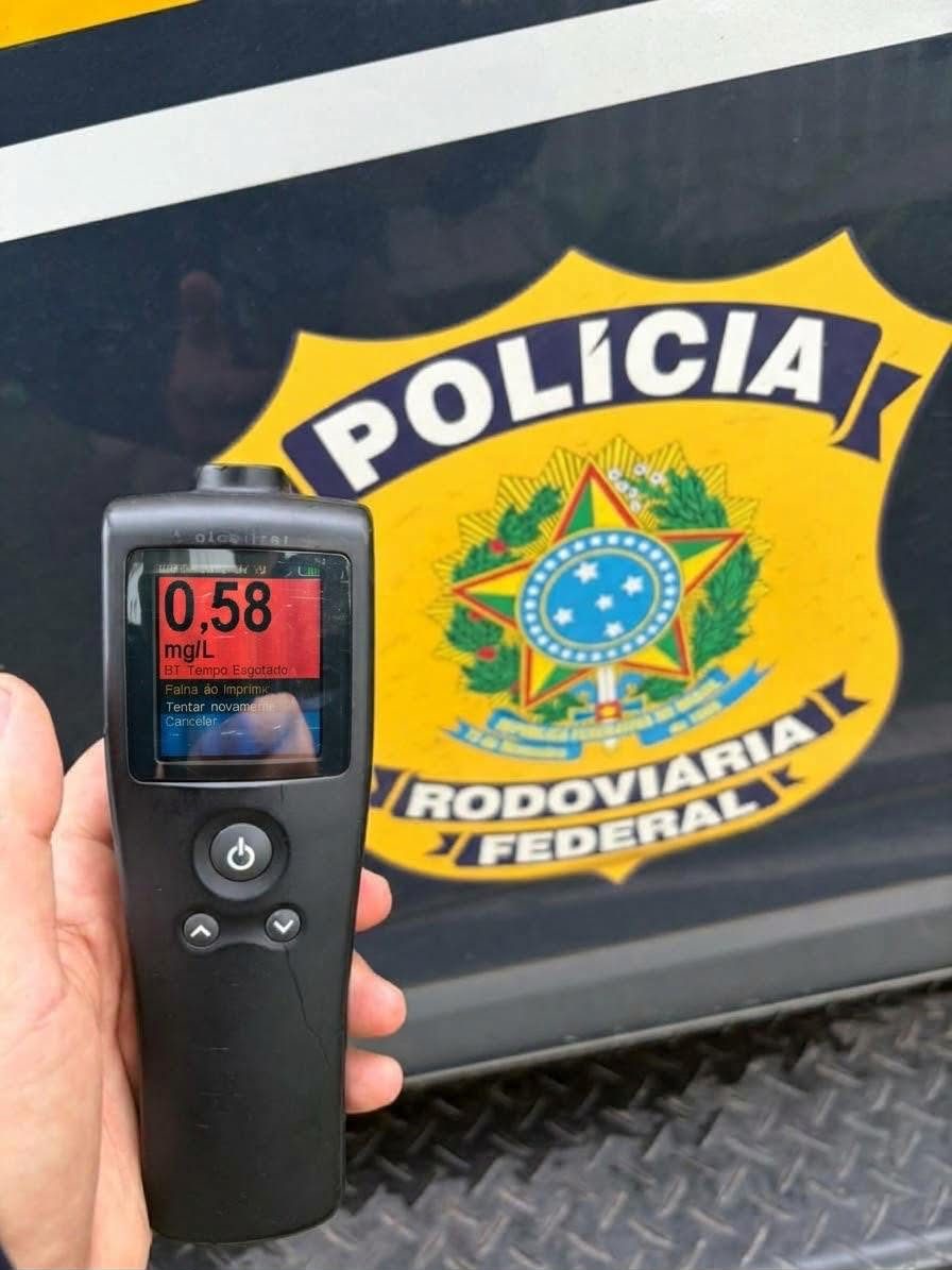 PRF prende motorista com quase o dobro do limite por embriaguez na BR-116