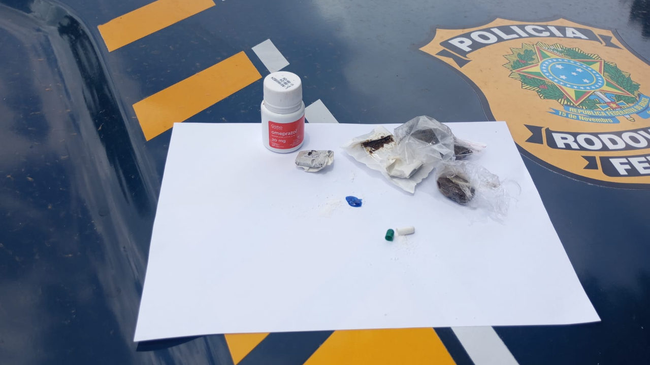 PRF prende trio transportando drogas para um presídio