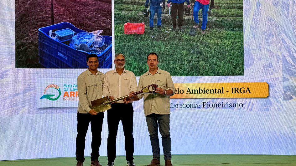 Selo Ambiental do Irga recebe a tradicional homenagem "Pá do Arroz" em Capão do Leão