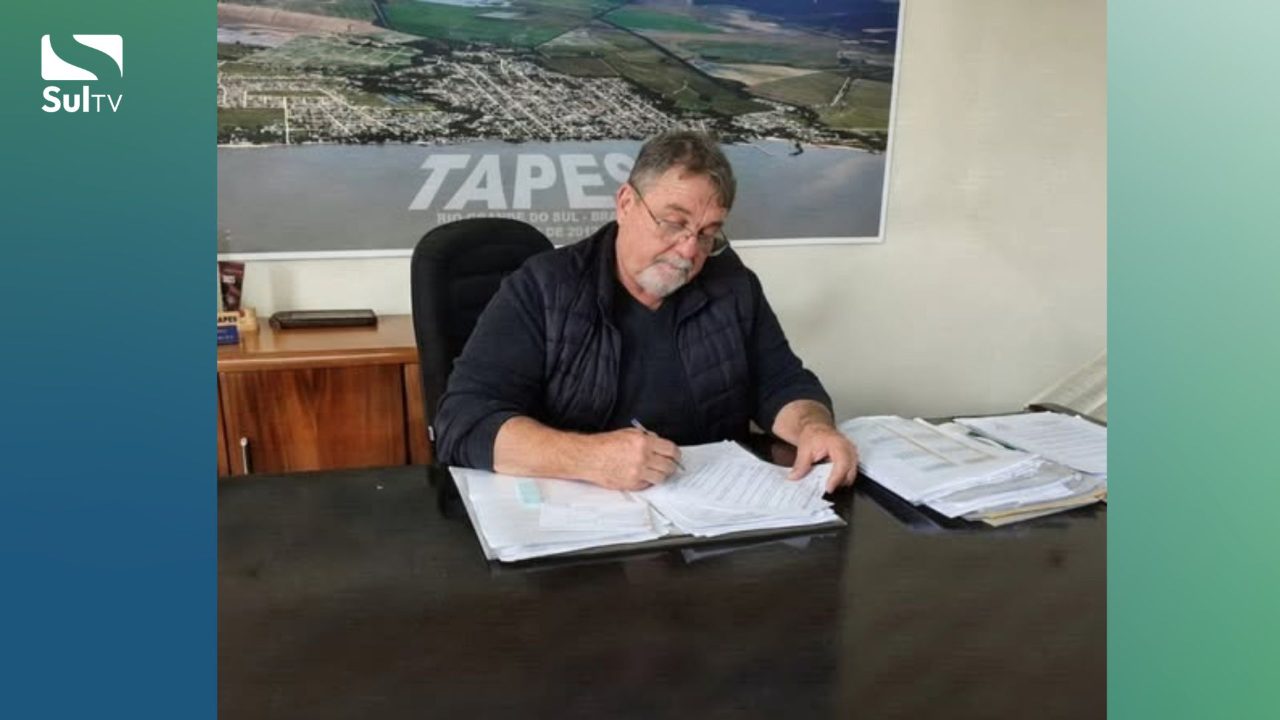 Prefeitura de Tapes suspende diárias de secretários e cargos em comissão até dezembro de 2026.