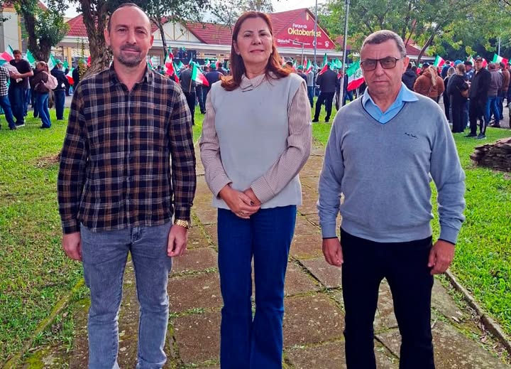 Vereadores participam de mobilização por preços justos para produtores de tabaco em Santa Cruz do Sul