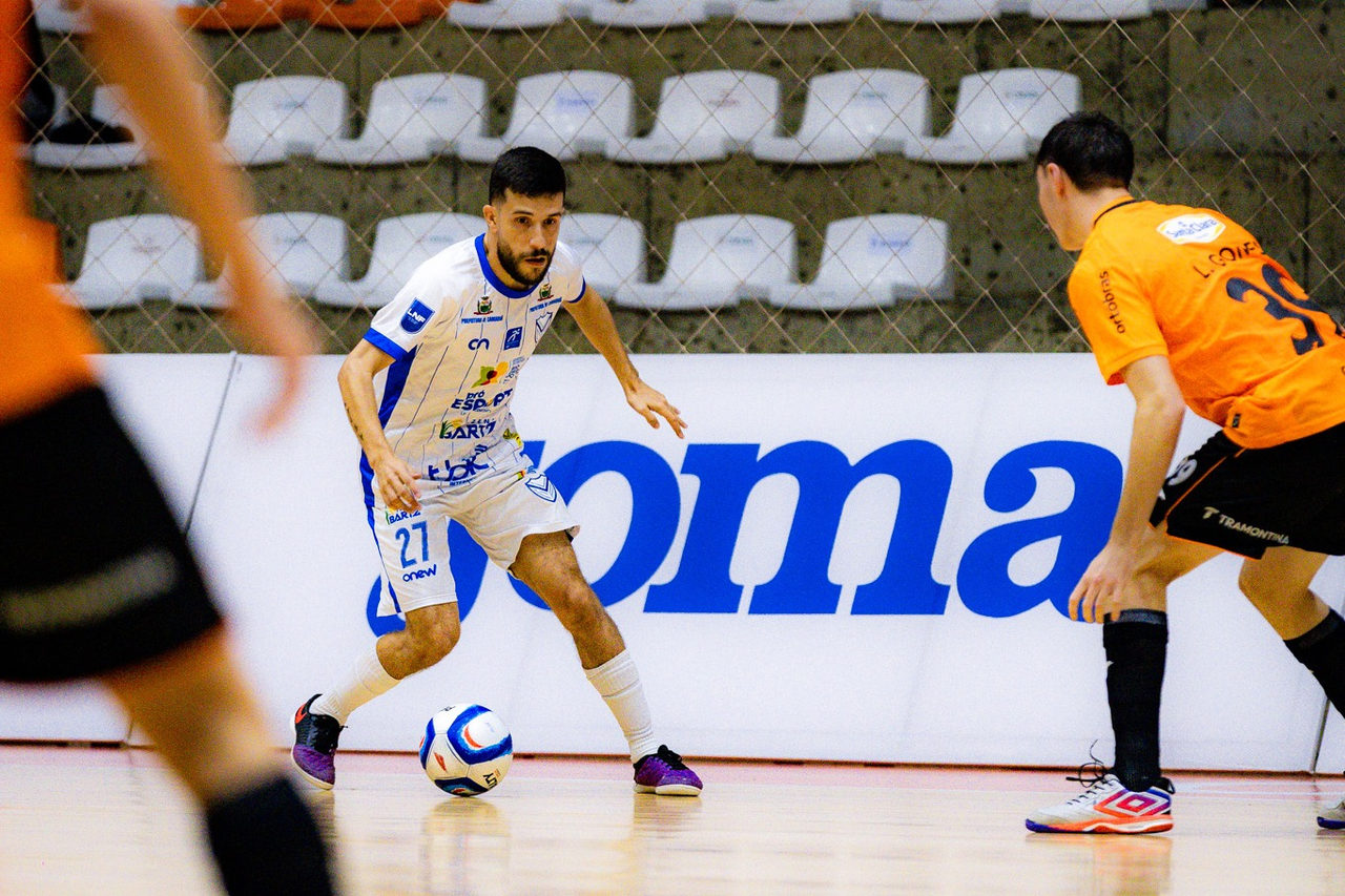 Vélez Camaquã vence ACBF em Carlos Barbosa e estreia com pé direito na Taça Farroupilha 2026