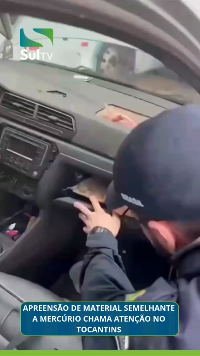 A Polícia Rodoviária Federal apreendeu 43,2 quilos de material semelhante a mercúrio escondidos no painel de um carro, …