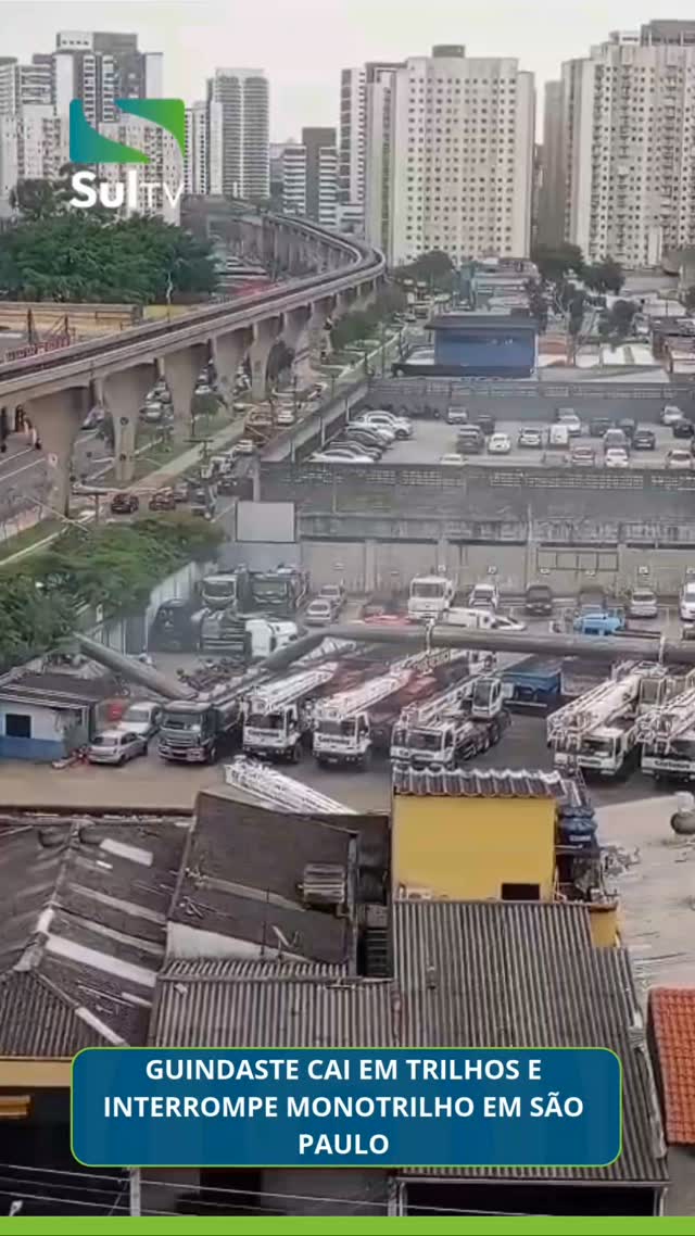 Um guindaste caiu sobre os trilhos da Linha 15-Prata do monotrilho, em São Paulo, no sábado, e acabou sendo atingido po…
